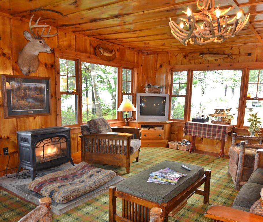 Pittsburg Tall Timber Lodge מראה חיצוני תמונה