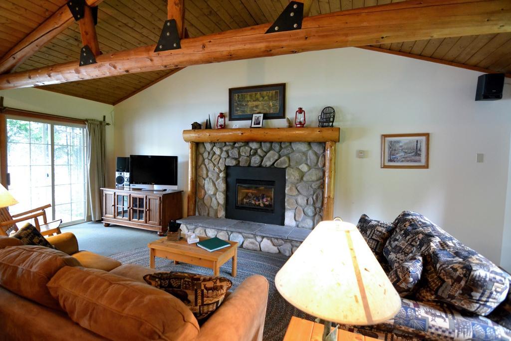 Pittsburg Tall Timber Lodge מראה חיצוני תמונה
