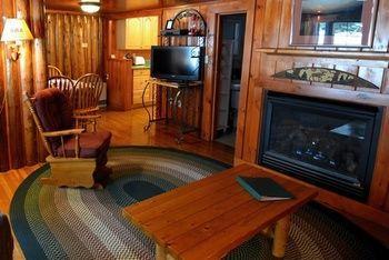 Pittsburg Tall Timber Lodge מראה חיצוני תמונה