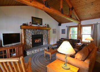 Pittsburg Tall Timber Lodge מראה חיצוני תמונה